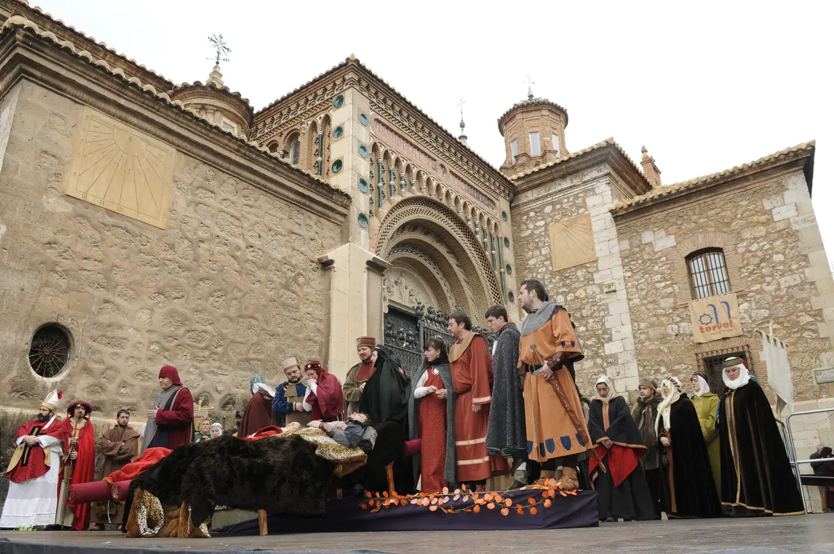 Actuación medieval en las Bodas de Isabel de Segura