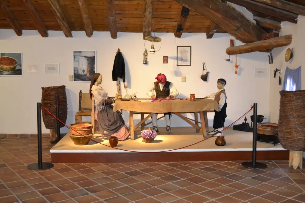 Museo del Azafrán de Monreal del Campo — oro rojo de Teruel